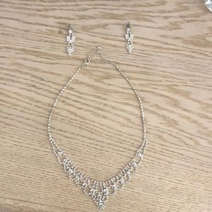 Necklace and earrings set